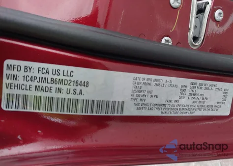 2021 Jeep Cherokee Latitude Plus 4X4 z USA, uszkodzony, nr VIN 1C4PJMLB6MD216448